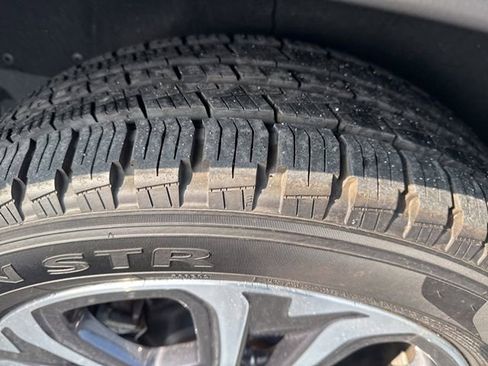 Used 2023 Subaru Ascent Touring image 23