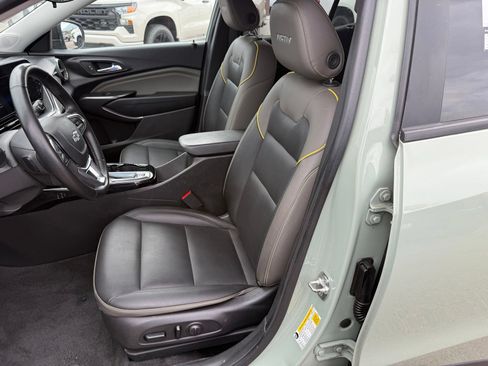 Certified 2025 Chevrolet Trax ACTIV w/ Driver Confidence Package FWD image 30
