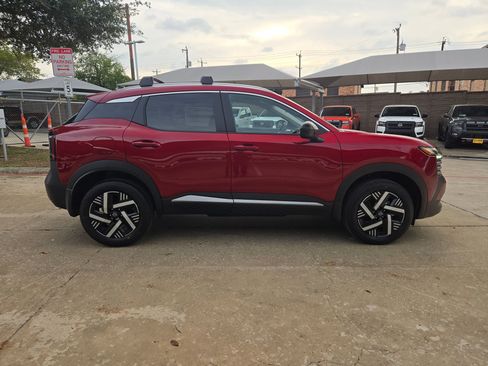 New 2026 Nissan Kicks SV w/ Cold Weather Package image 2