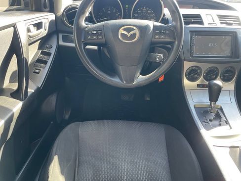 Used 2010 MAZDA MAZDA3 i Touring FWD image 17