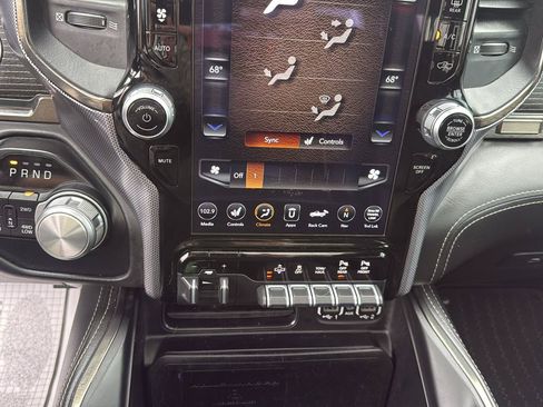 Used 2020 RAM 1500 Limited AWD/4WD image 18