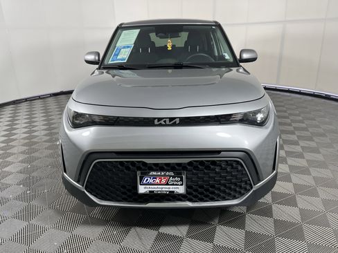 Used 2023 Kia Soul LX w/ Option Group 015 FWD image 8