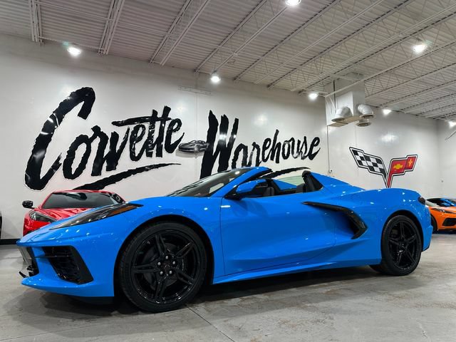 Used 2025 Chevrolet Corvette Stingray Convertible w/ 1LT RWD image 1