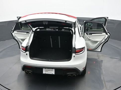 Certified 2023 Porsche Macan S AWD/4WD image 26