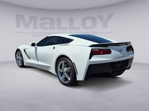 Used 2015 Chevrolet Corvette Stingray Coupe RWD image 3