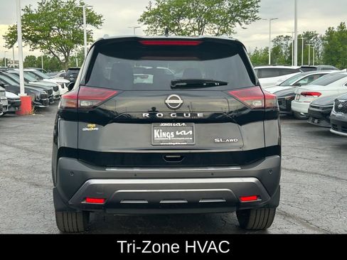 Used 2023 Nissan Rogue SL w/ SL Premium Package AWD/4WD image 6