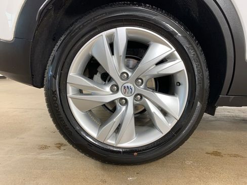 Used 2025 Buick Encore GX Preferred image 36