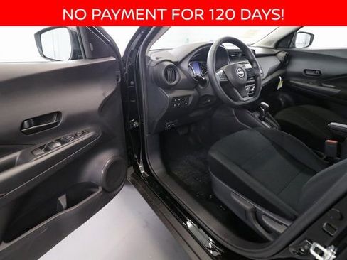 New 2025 Nissan Kicks Play S image 6