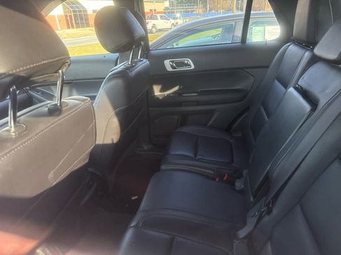 Used 2013 Ford Explorer Limited image 9