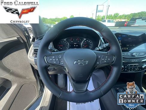 Certified 2024 Chevrolet Equinox RS w/ RS Leather Package AWD/4WD image 17