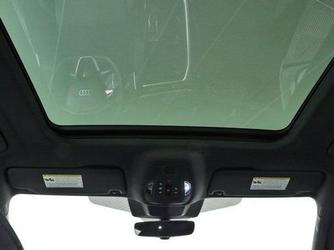 Used 2025 Audi SQ5 Premium Plus w/ Premium Plus Package AWD/4WD image 5