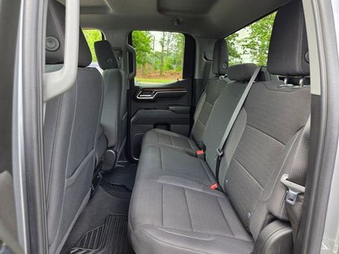 Used 2024 Chevrolet Silverado 1500 LT RWD image 12