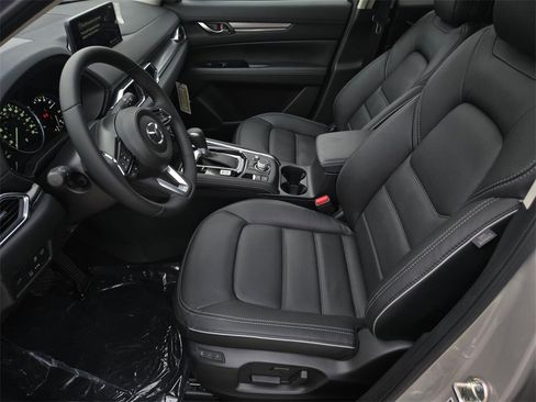 New 2025 MAZDA CX-5 AWD 2.5 S w/ Premium Plus Pkg image 17