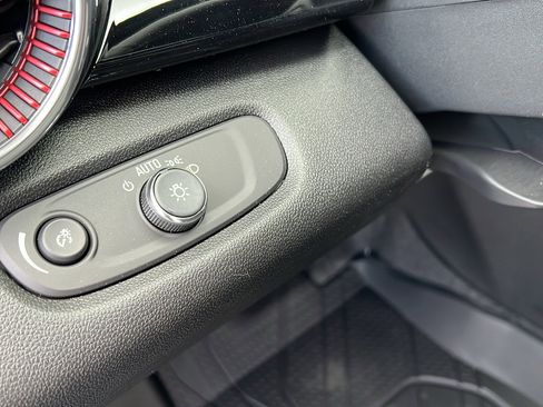 New 2025 Chevrolet Trax RS w/ Driver Confidence Package image 28