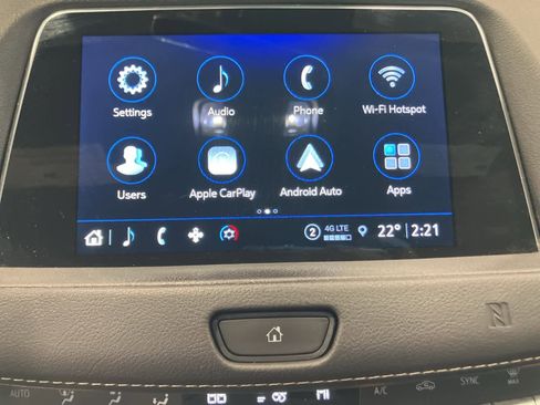 Used 2021 Cadillac XT4 Premium Luxury image 22