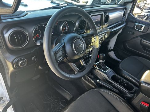 Certified 2023 Jeep Wrangler Freedom Edition image 17