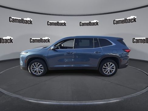 Used 2025 Buick Enclave Preferred w/ Power Package FWD image 4