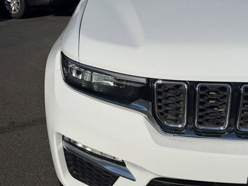 Used 2023 Jeep Grand Cherokee 4WD 4xe image 5