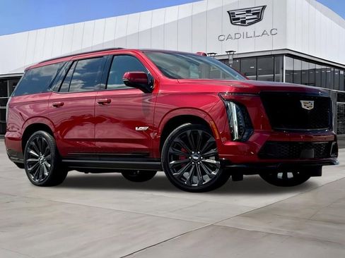 Used 2025 Cadillac Escalade V image 2