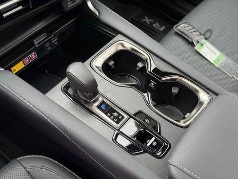 Certified 2025 Lexus RX 350 Premium w/ Accessory Package image 35