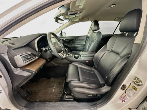 Used 2020 Subaru Outback Limited AWD/4WD image 13