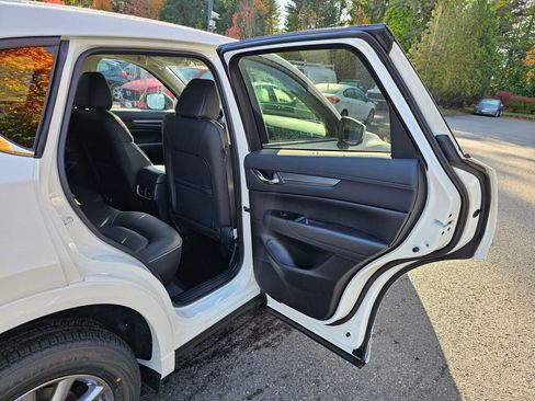 New 2025 MAZDA CX-5 AWD 2.5 S w/ Select Package image 24