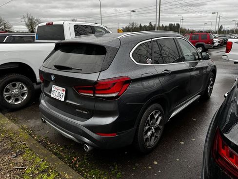 Used 2020 BMW X1 xDrive28i image 4