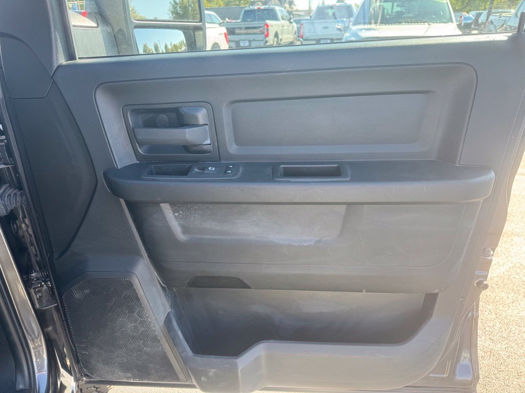 Used 2023 RAM 3500 Tradesman AWD/4WD image 14