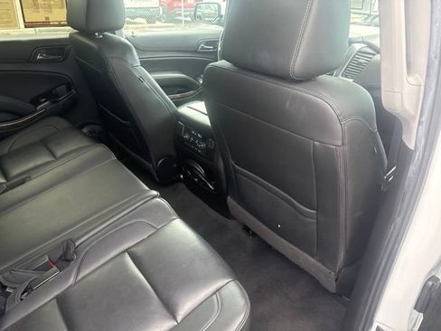 Used 2020 Chevrolet Tahoe LT AWD/4WD image 16
