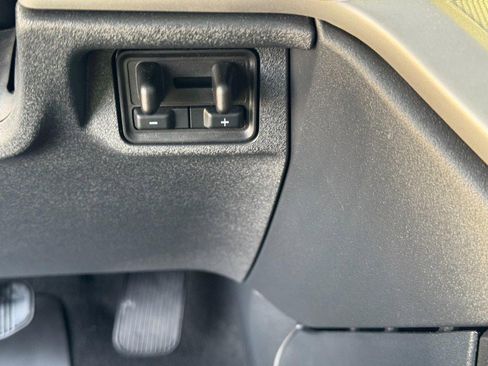 Used 2025 Ford Expedition Max Active image 22