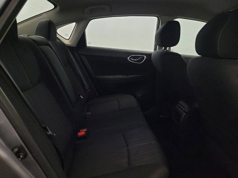 Used 2017 Nissan Sentra SV FWD image 19