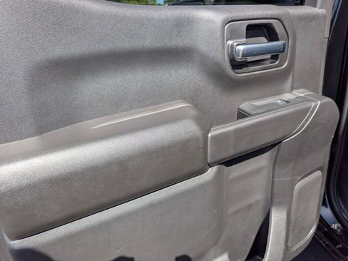 Used 2025 Chevrolet Silverado 1500 Custom Trail Boss AWD/4WD image 32