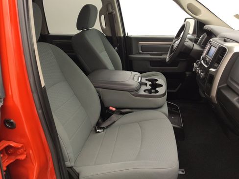 Used 2019 RAM 1500 Classic SLT RWD image 21