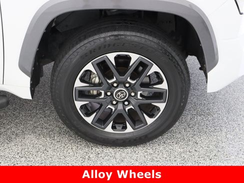 Used 2023 Toyota Tundra Limited w/ Power Package image 5