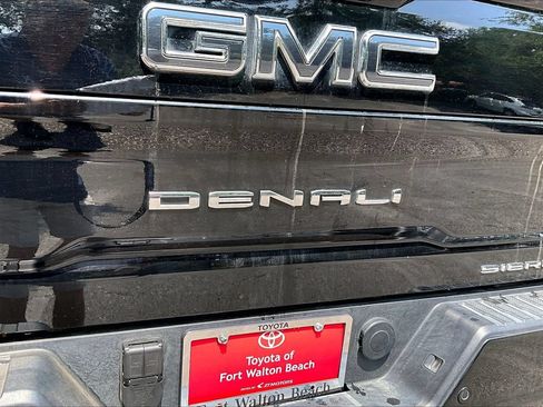 Used 2025 GMC Sierra 2500 Denali Ultimate AWD/4WD image 27