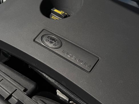 Used 2023 Land Rover Range Rover Velar R-Dynamic S image 71