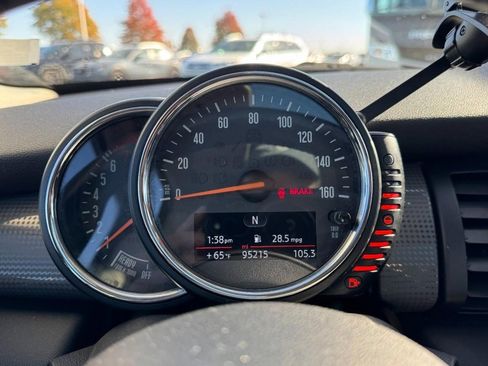 Used 2015 MINI Cooper 2-Door Hardtop image 20