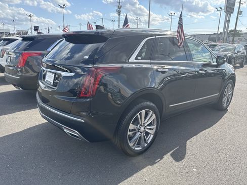 Used 2025 Cadillac XT5 Premium Luxury image 6