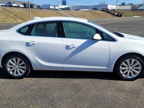 Used 2016 Buick Verano image 14