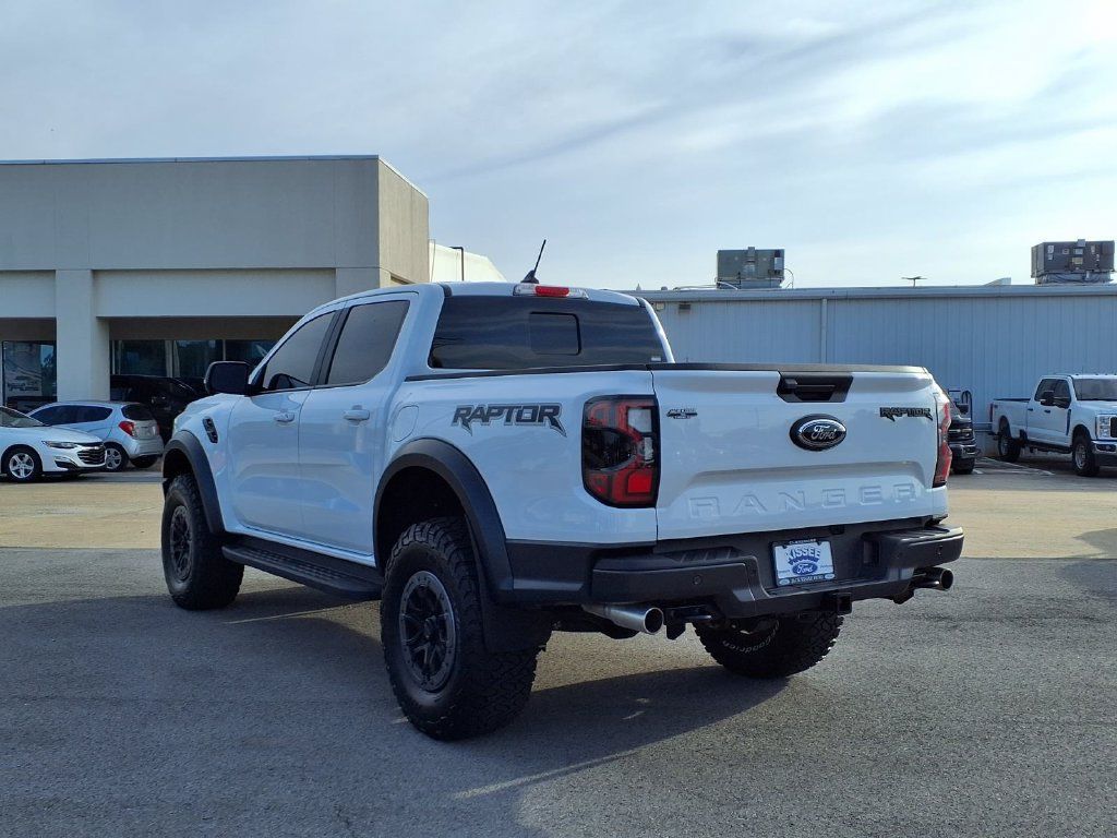 Used 2025 Ford Ranger Raptor AWD/4WD image 2