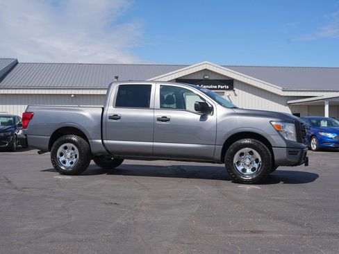 Used 2023 Nissan Titan S AWD/4WD image 2
