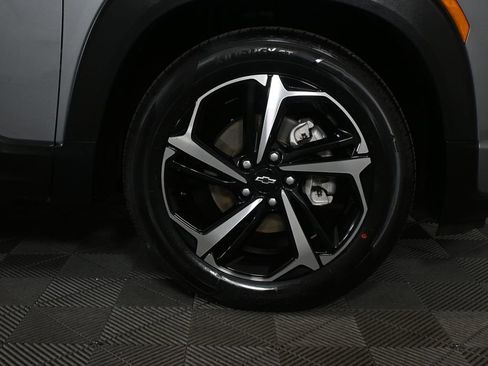 Used 2023 Chevrolet TrailBlazer RS w/ Convenience Package FWD image 34