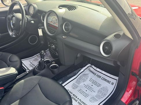 Used 2011 MINI Cooper Clubman S image 24