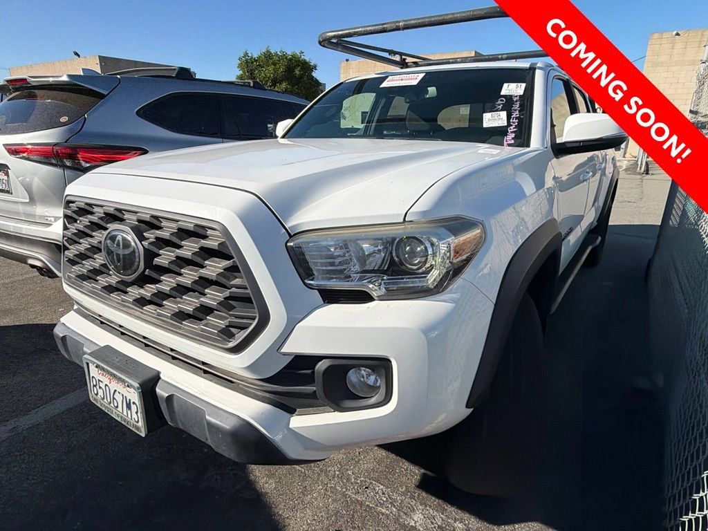 Certified 2021 Toyota Tacoma TRD Off-Road w/ Technology Package AWD/4WD image 3