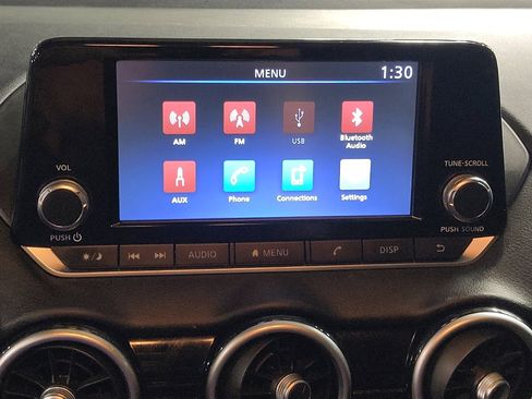 Used 2024 Nissan Sentra S FWD image 25