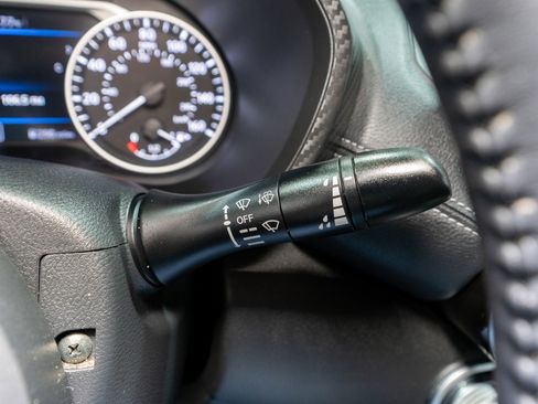 Used 2020 Nissan Sentra SV image 25