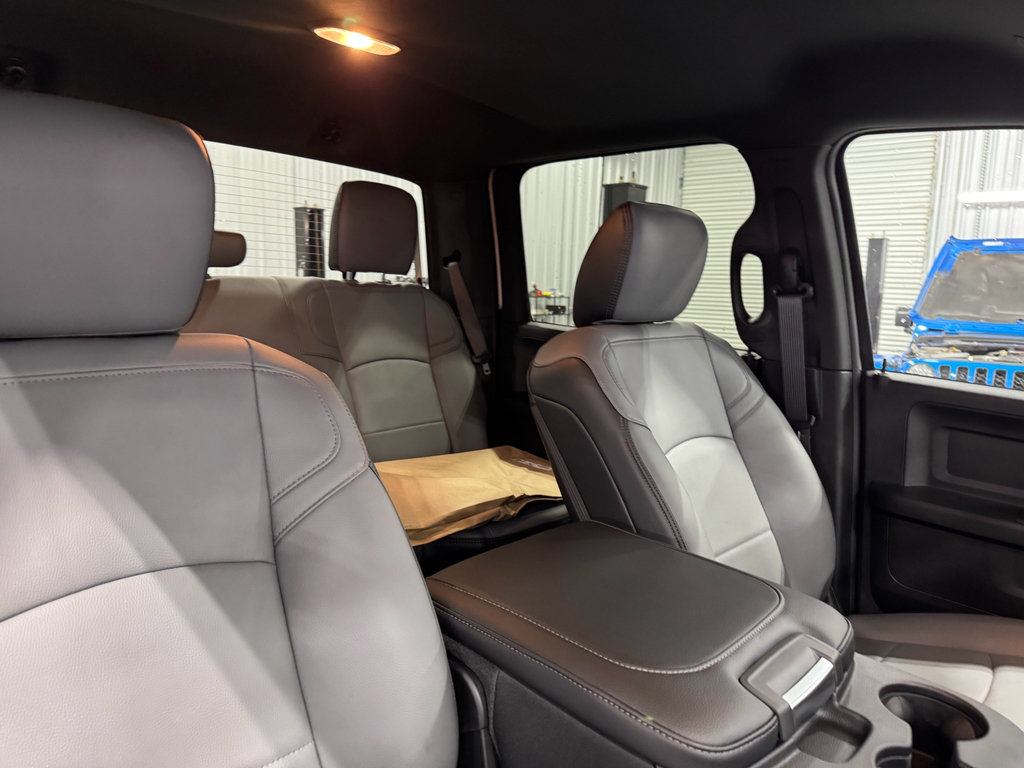 New 2025 RAM 4500 Tradesman AWD/4WD image 14
