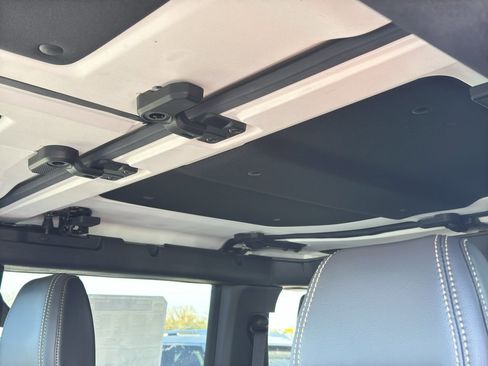 New 2025 Ford Bronco Badlands AWD/4WD image 27