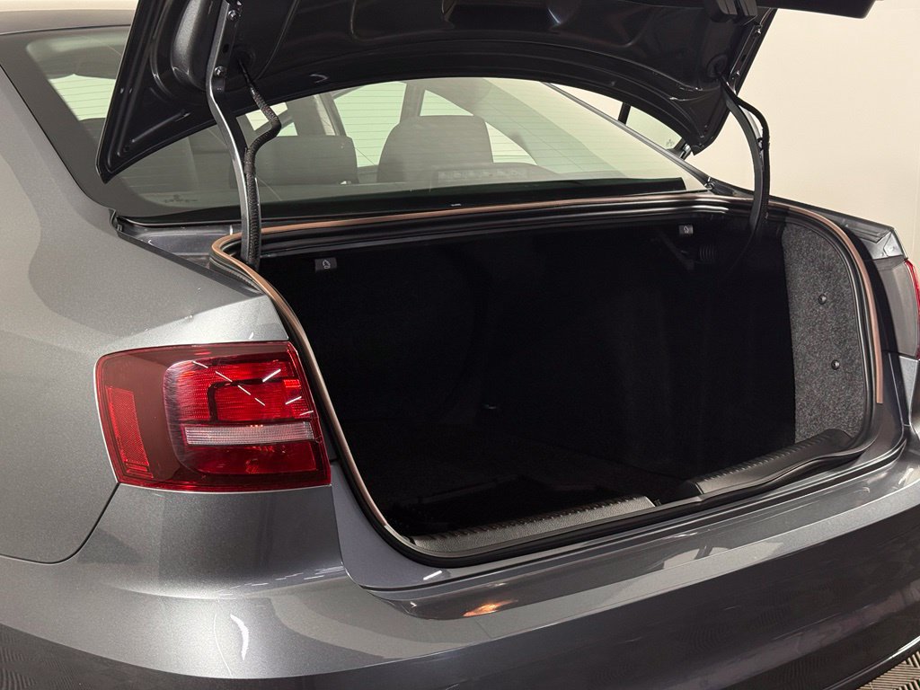 Used 2016 Volkswagen Jetta S FWD image 28