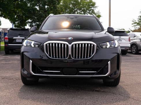Used 2024 BMW X5 xDrive40i w/ Premium Package AWD/4WD image 3